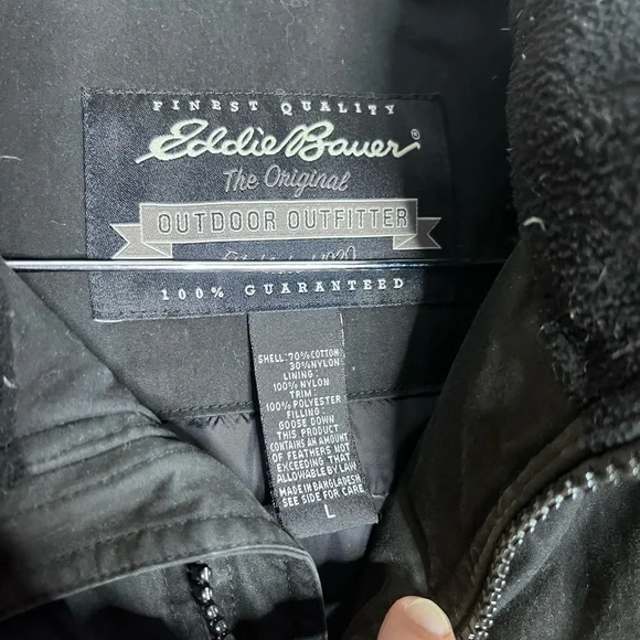 Eddie Bauer Men's Black Goose Down Vest - Large - Picture 3 of 4